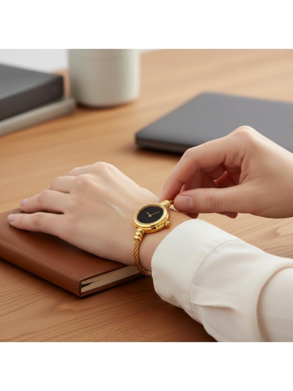 Women's Plain Black/Gold Round Analog Display Arabic Numbers Wire Bracelet Watch - Picture 3 of 6
